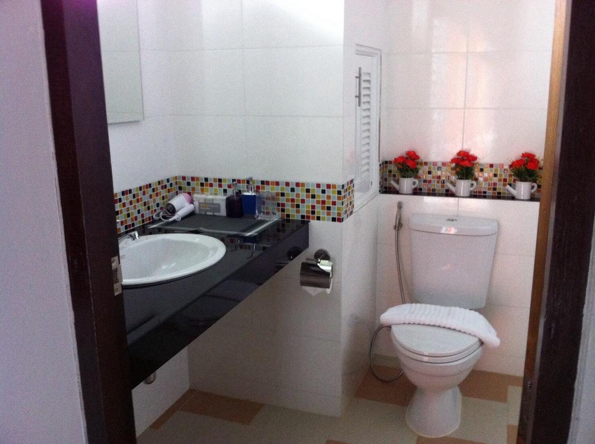 Hobby Hotel Uttaradit Dış mekan fotoğraf